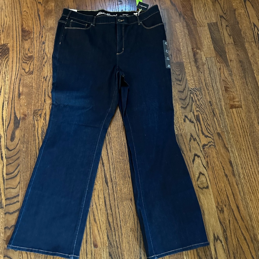 NWT Eddie Bauer Voyager High Rise Bootcut Jeans 22W. 1251